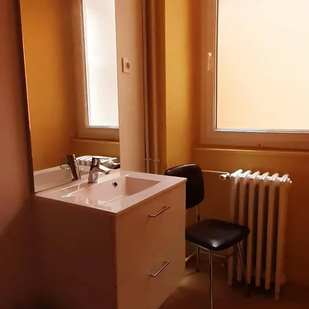 Apartment T3 Pour 4 Personnes Proche Des Thermes A - Fr-1-234-147